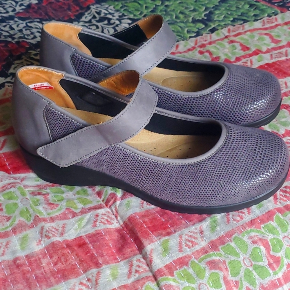Mary Jane Wedge Heel with Anti-shock insole, Grey size 38